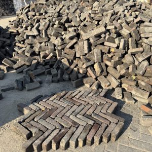 Oud gebakken waalformaat rood-paars (WF05)