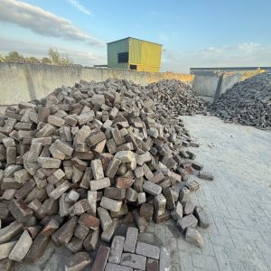 Oud gebakken kloostersteen rood paars genuanceerd (KK055)