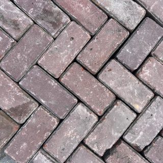 Deze ouderklinker is opgebroken en zorgvuldig op pallet