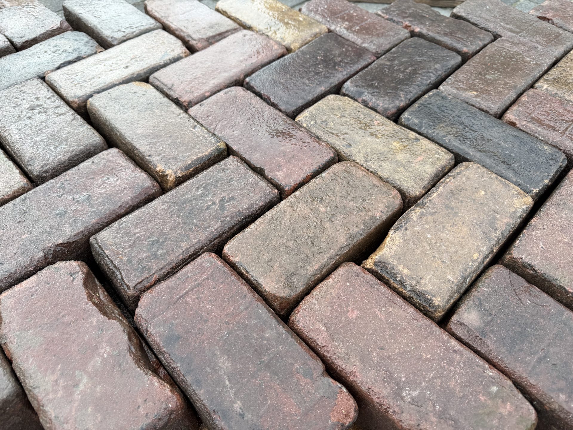 Oud gebakken kloostersteen rood paars genuanceerd (KK050)1