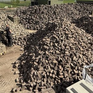 Oud gebakken dikformaat rood paars geel (DF032)
