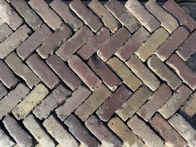 Oud gebakken dikformaat rood paars geel (DF032)