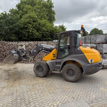Nieuwe voorraad authentieke gebakken klinkers binnen!