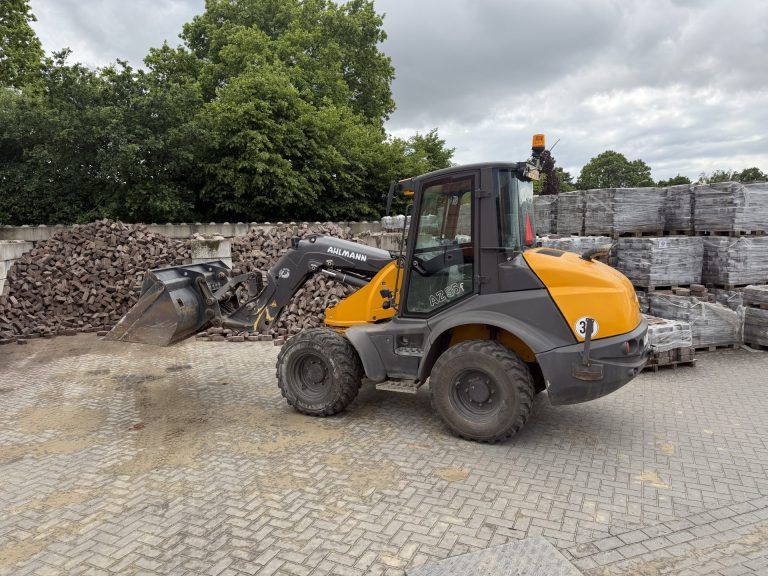 Nieuwe voorraad authentieke gebakken klinkers binnen!